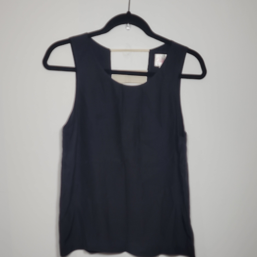 Parker Sleeveless Classic Cut Out Silk Black Tank Top